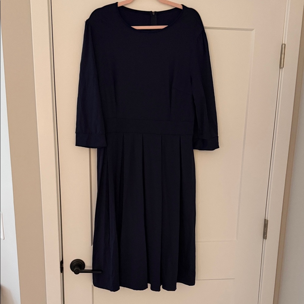 Amazon Classic Navy Midi Dress